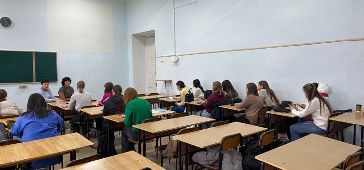 Обговорення індивідуальних досліджень