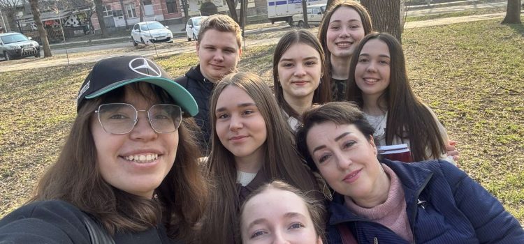 The world that surrounds us The world that surrounds us