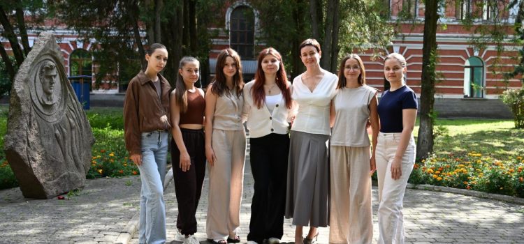 Вітаємо нову когорту Програми ЄС Erasmus+ 2026-2027 навчального року! Вітаємо нову когорту Програми ЄС Erasmus+ 2026-2027 навчального року!